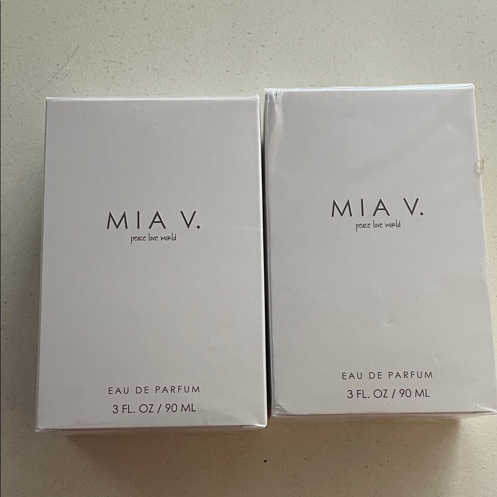 MIA V Eau de Parfum - Peace Love World Fragrance 2 bottles new un opened 3 oz